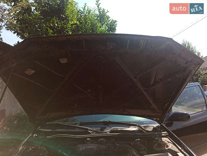 Седан Toyota Camry 1998 в Броварах