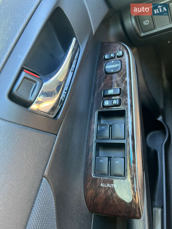 Седан Toyota Camry 2017 в Житомире