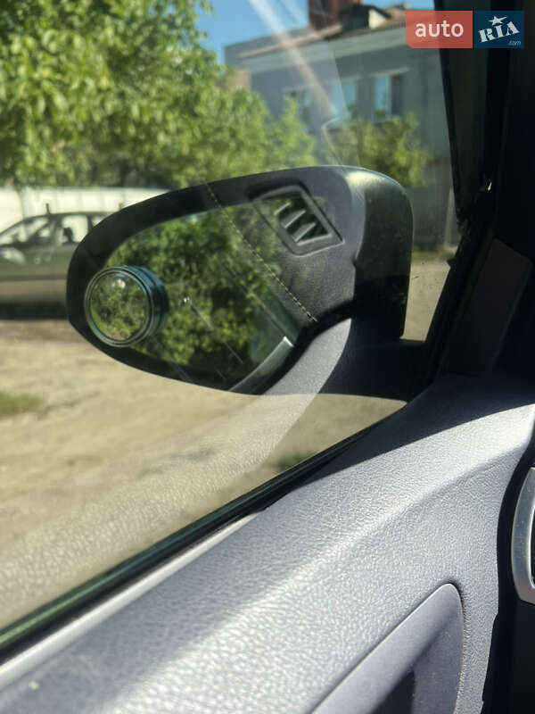 Седан Toyota Camry 2017 в Житомире