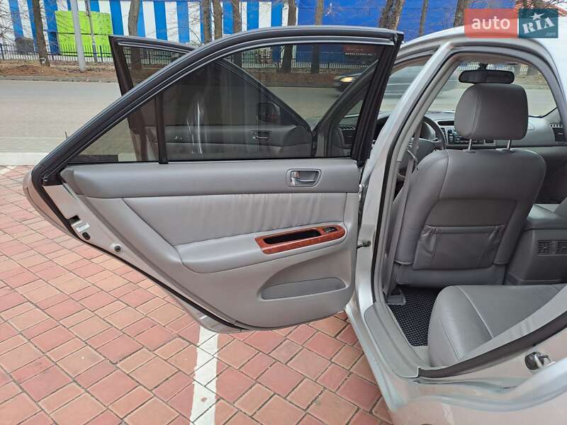 Седан Toyota Camry 2005 в Одессе