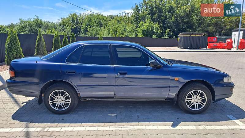 Седан Toyota Camry 1994 в Одесі
