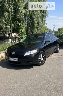 Седан Toyota Camry 2008 в Киеве