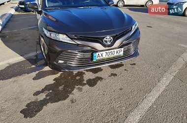Седан Toyota Camry 2018 в 