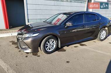 Седан Toyota Camry 2018 в 
