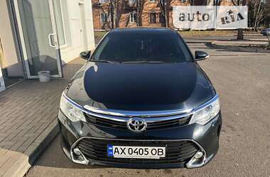 Седан Toyota Camry 2017 в Кривом Роге