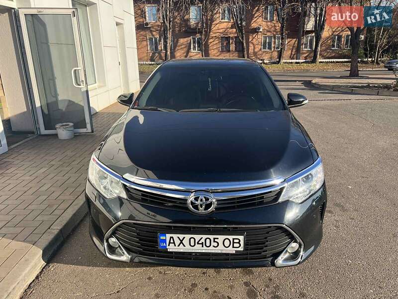 Toyota Camry 2017
