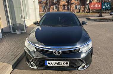 Седан Toyota Camry 2017 в Кривому Розі