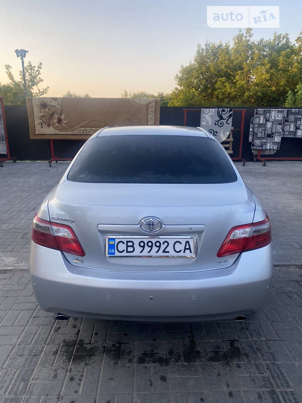 Седан Toyota Camry 2006 в Прилуках
