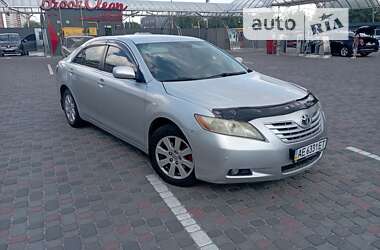 Седан Toyota Camry 2006 в Дніпрі