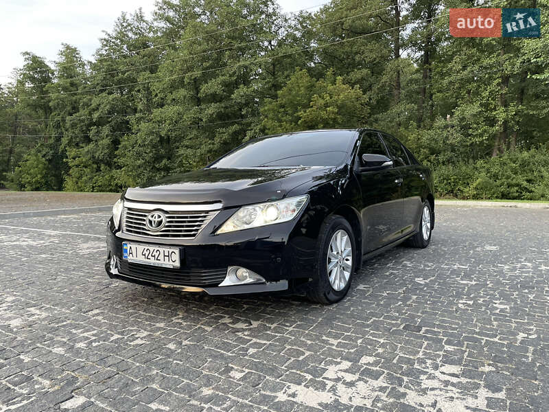 Toyota Camry 2011