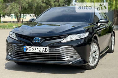 Седан Toyota Camry 2020 в Дніпрі