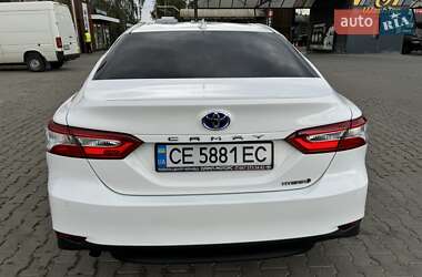 Седан Toyota Camry 2019 в Черновцах