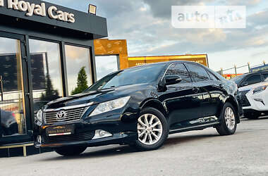 Седан Toyota Camry 2011 в Харькове