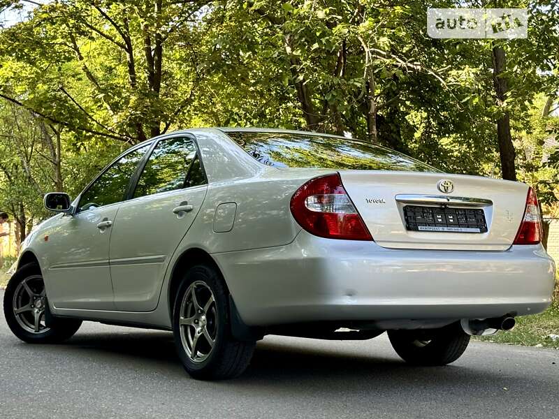 Седан Toyota Camry 2005 в Одесі