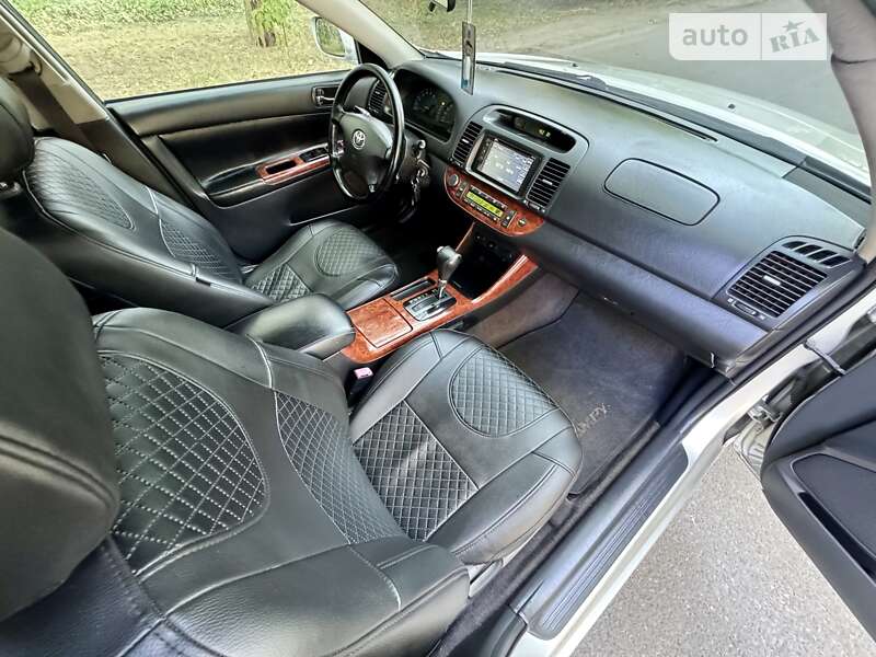 Седан Toyota Camry 2005 в Одесі