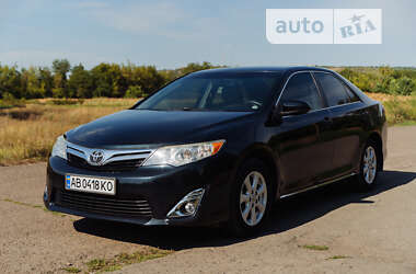 Седан Toyota Camry 2012 в Ямполе