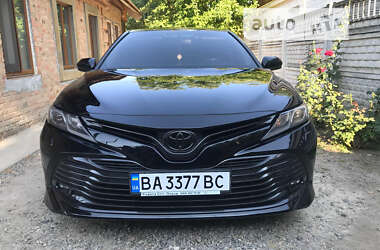 Седан Toyota Camry 2020 в Олександрії