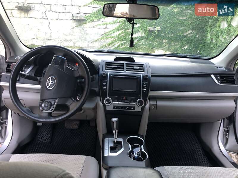 Седан Toyota Camry 2011 в Каменец-Подольском фото 14 Седан Toyota Camry 2011 в Каменец-Подольском