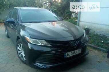 Седан Toyota Camry 2017 в Василькове