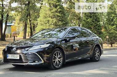 Седан Toyota Camry 2022 в Полтаві