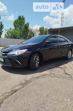 Седан Toyota Camry 2015 в Миколаєві