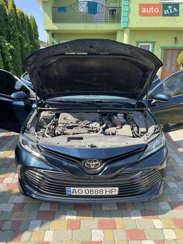 Седан Toyota Camry 2018 в Ужгороде фото 12 Седан Toyota Camry 2018 в Ужгороде
