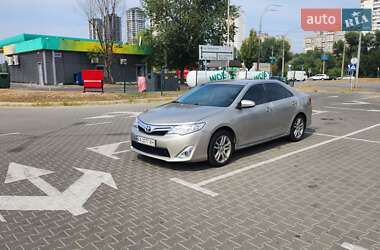 Седан Toyota Camry 2014 в 