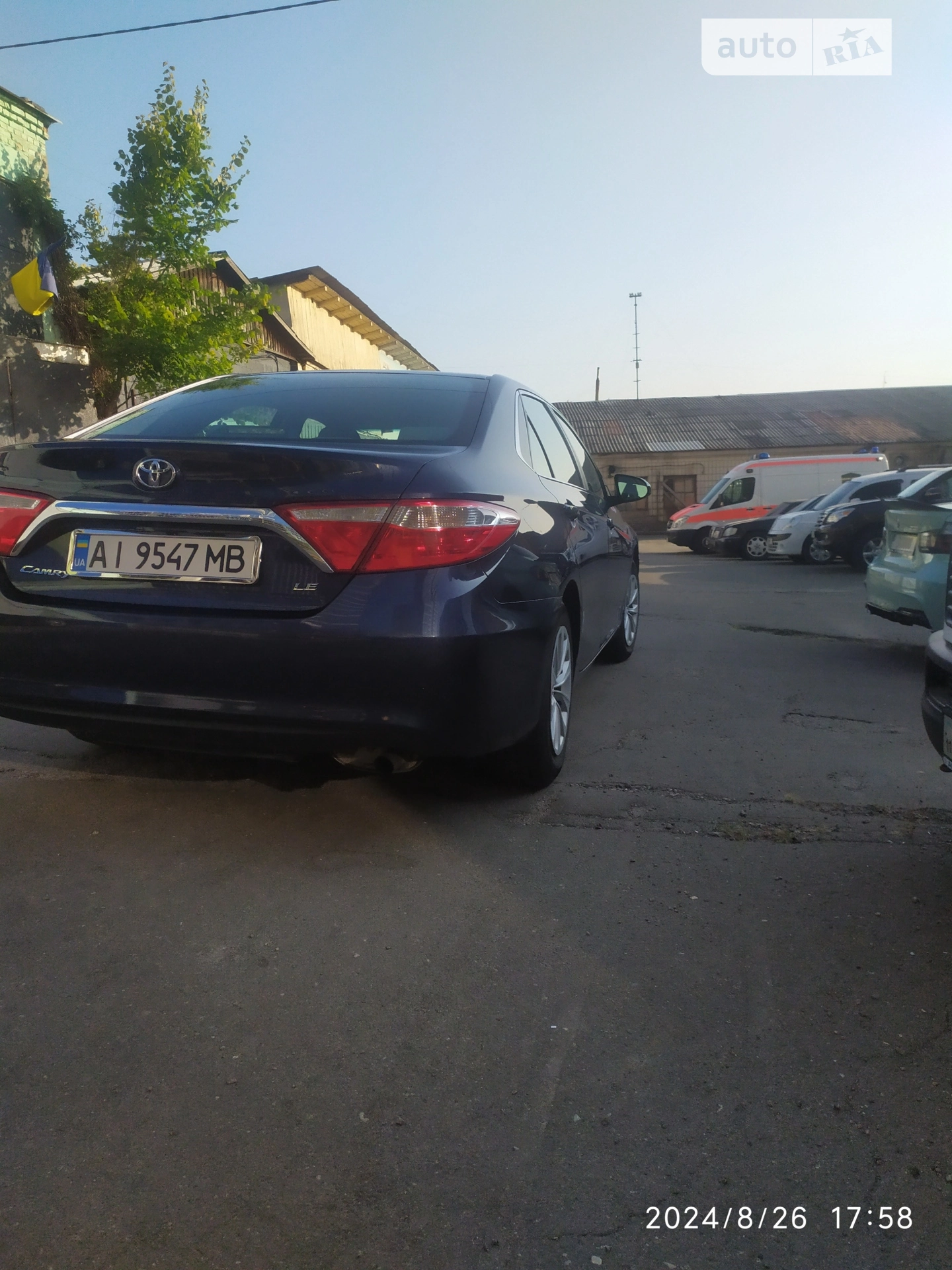2017 Toyota Camry - мініатюра 4