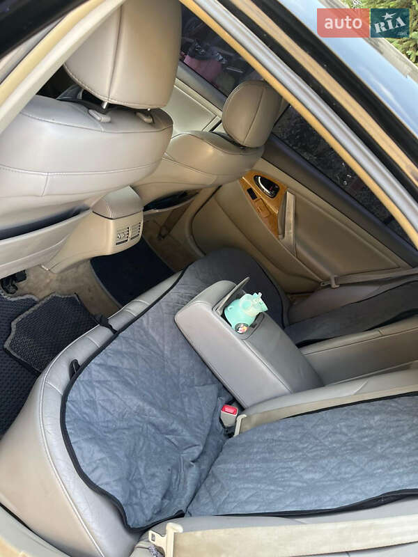 Седан Toyota Camry 2007 в Сумах