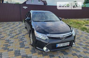 Седан Toyota Camry 2017 в Остер