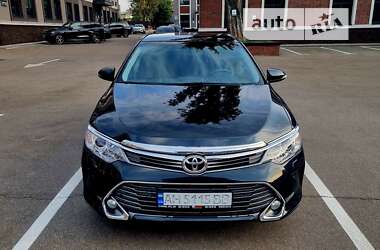 Седан Toyota Camry 2015 в Києві