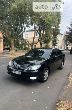 Седан Toyota Camry 2005 в Могилев-Подольске