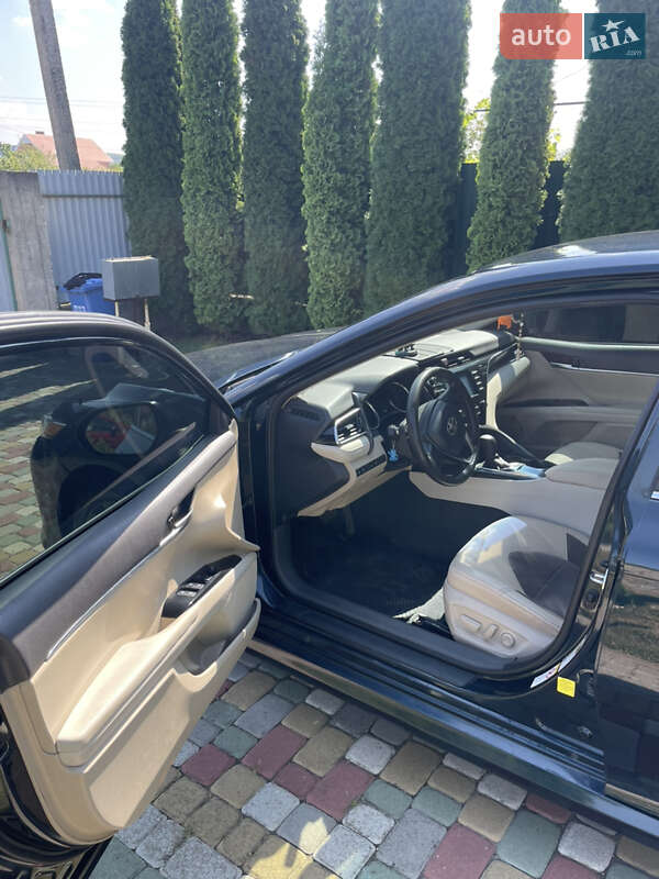 Седан Toyota Camry 2018 в Ужгороде фото 2 Седан Toyota Camry 2018 в Ужгороде