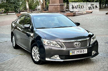 Седан Toyota Camry 2012 в Миколаєві