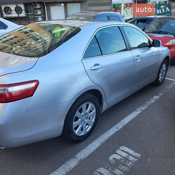 Седан Toyota Camry 2008 в Києві