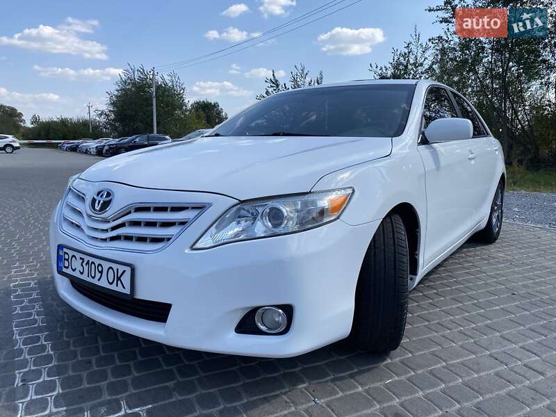 Седан Toyota Camry 2010 в Львове фото 26 Седан Toyota Camry 2010 в Львове