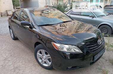 Седан Toyota Camry 2007 в Харькове