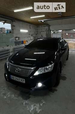 Седан Toyota Camry 2012 в Тростянці