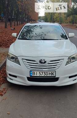 Седан Toyota Camry 2007 в Кременчуге