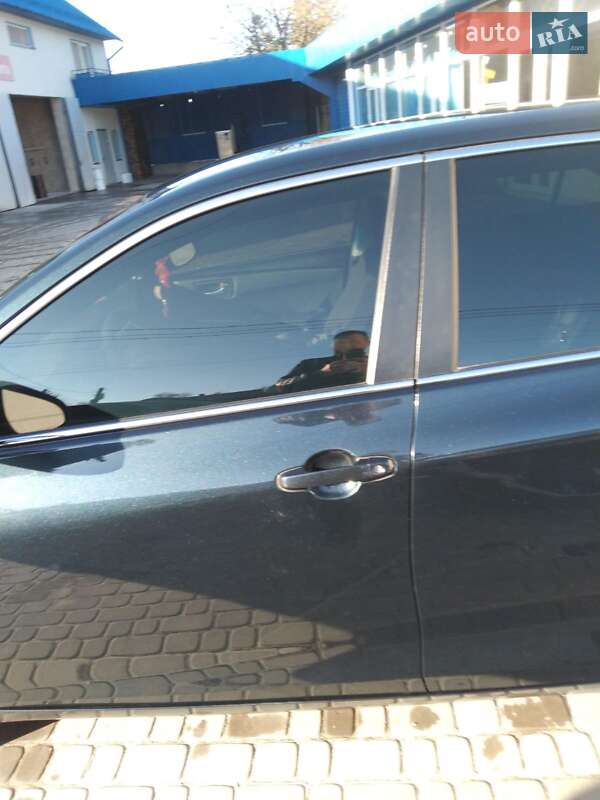 Седан Toyota Camry 2016 в Кременці