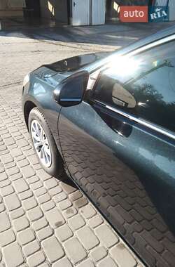 Седан Toyota Camry 2016 в Кременці