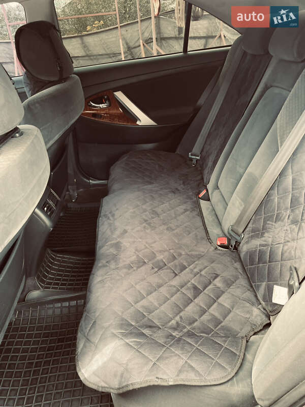 Седан Toyota Camry 2008 в Солотвине