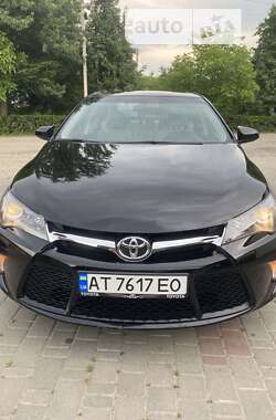 Седан Toyota Camry 2017 в Косове