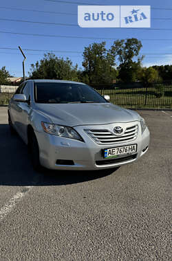 Седан Toyota Camry 2007 в Дніпрі