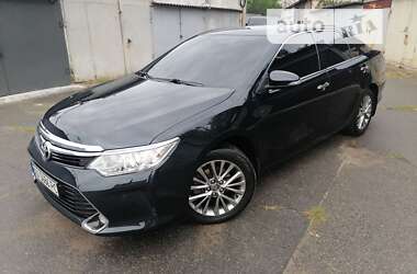 Седан Toyota Camry 2016 в Києві