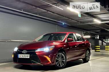 Седан Toyota Camry 2014 в Киеве