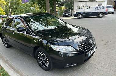 Седан Toyota Camry 2008 в Хмельницком