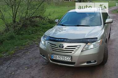 Седан Toyota Camry 2008 в Виннице