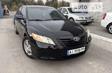 Седан Toyota Camry 2009 в Киеве