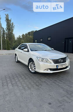 Седан Toyota Camry 2012 в Кременчуці